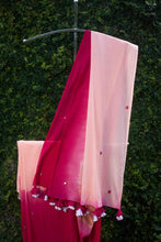 Load image into Gallery viewer, Sukoon Mirrorwork Peach Mul Cotton Sari
