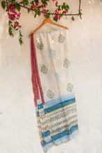 Load image into Gallery viewer, GulBano Phool-Daan Buta Block-Printed Chanderi Dupatta