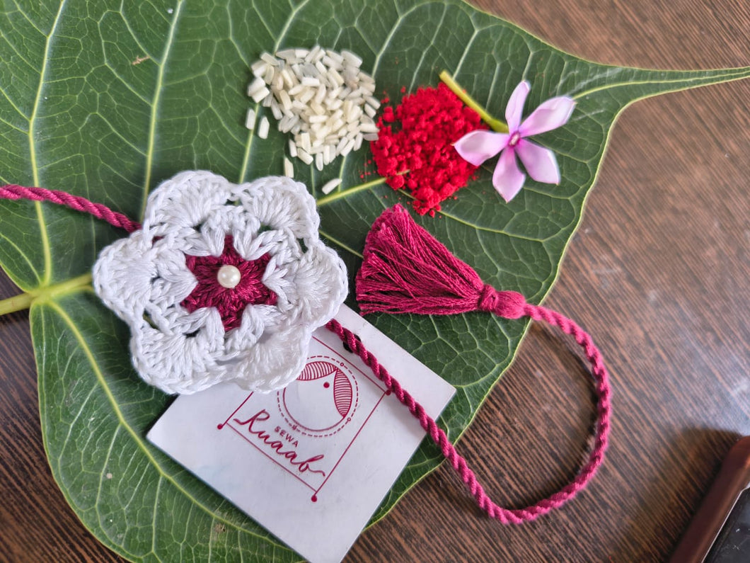 Flower rakhi knot
